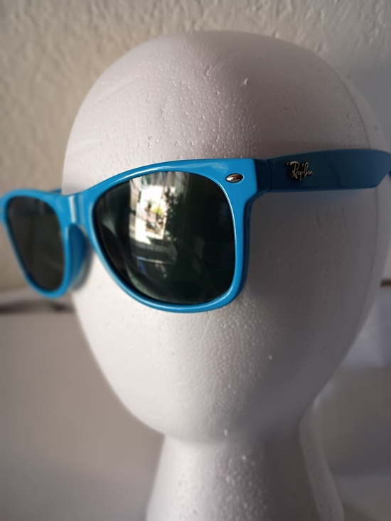 Ray-Ban Turquoise Wayfarer Sunglasses with Black Lenses Made In Italy Authentic main image 4